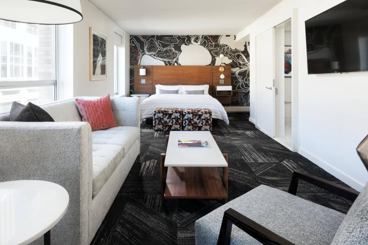 Estudio con cama extragrande