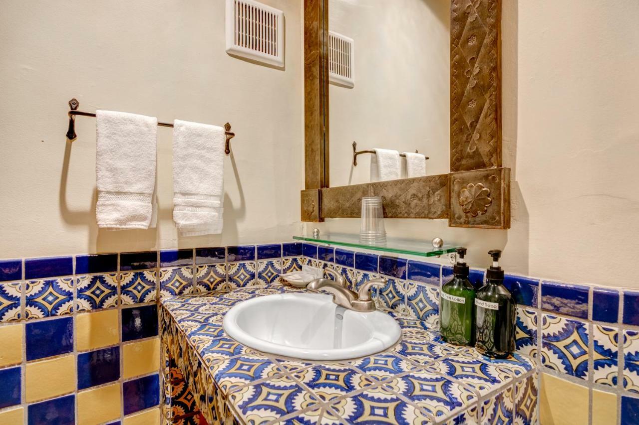 King Room with Kitchenette - Not Pet Friendly