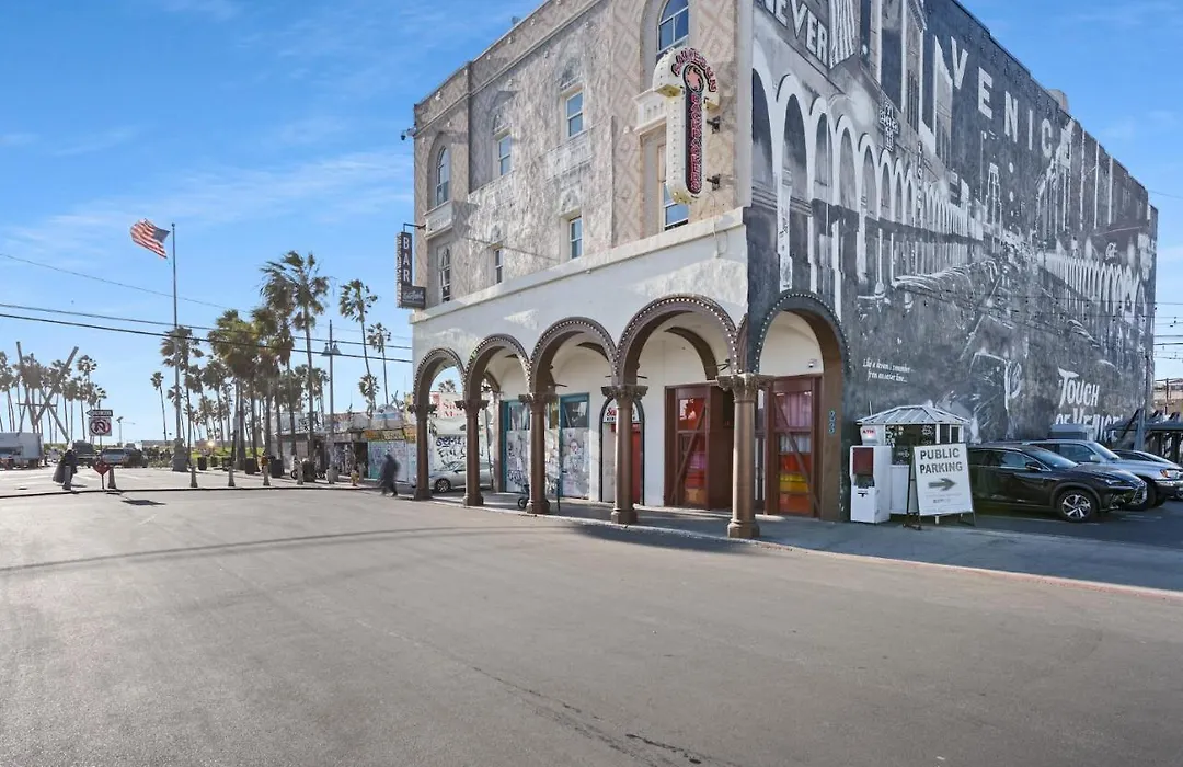 Samesun Venice Beach Hotel & Hostel-1