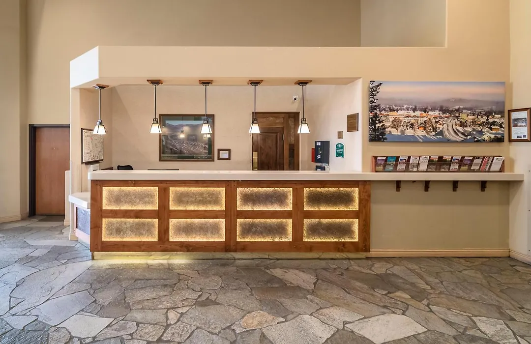 Truckee Donner Lodge-1