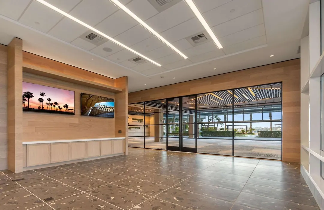 Hilton San Diego Bayfront-1