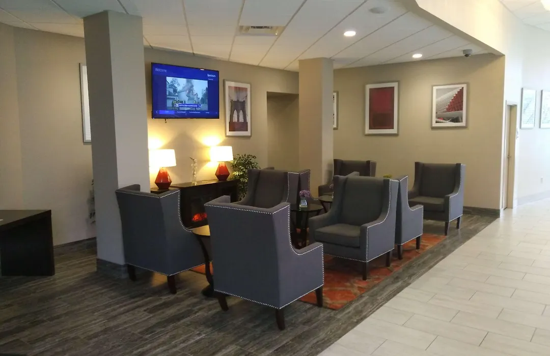 Ramada By Wyndham Lexington North Hotel & Conference Center-1