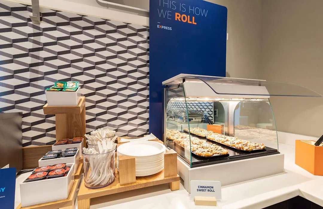 Holiday Inn Express At Monterey Bay By Ihg-1