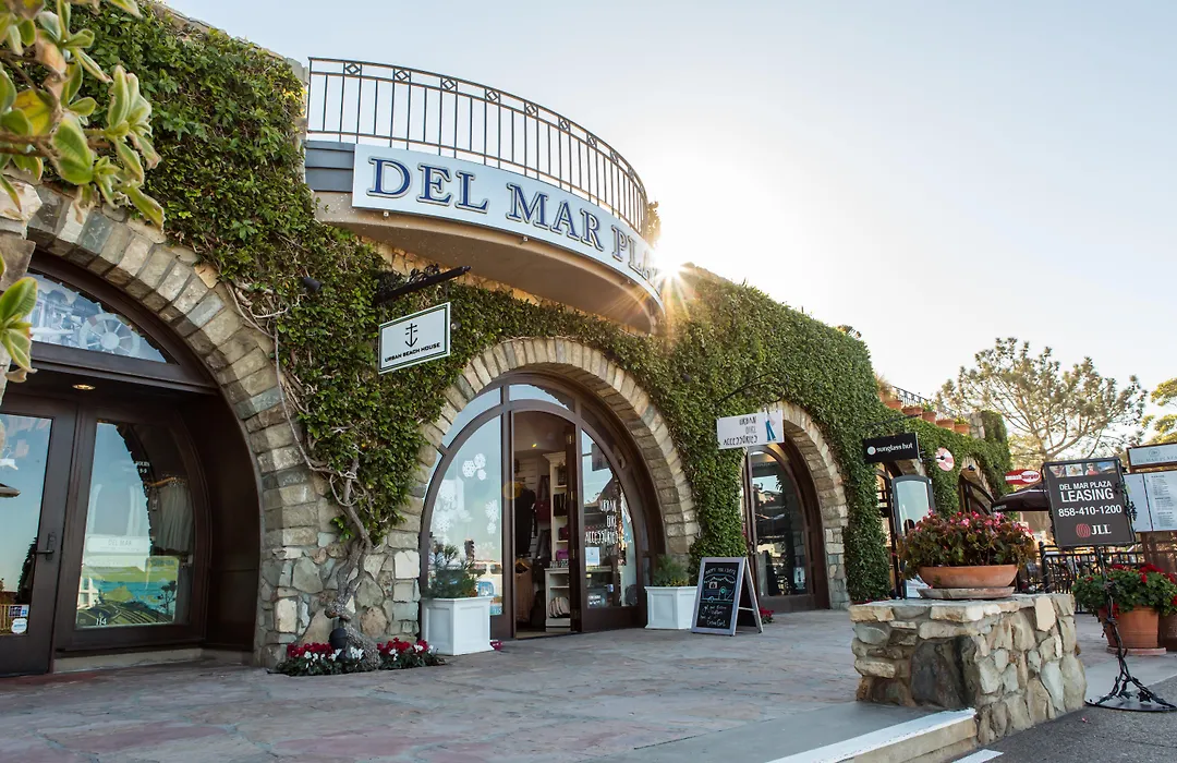 Hilton San Diego/Del Mar-1