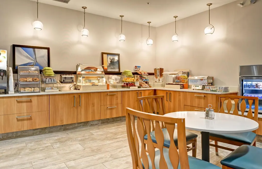 Holiday Inn Express Newport Beach By Ihg-1