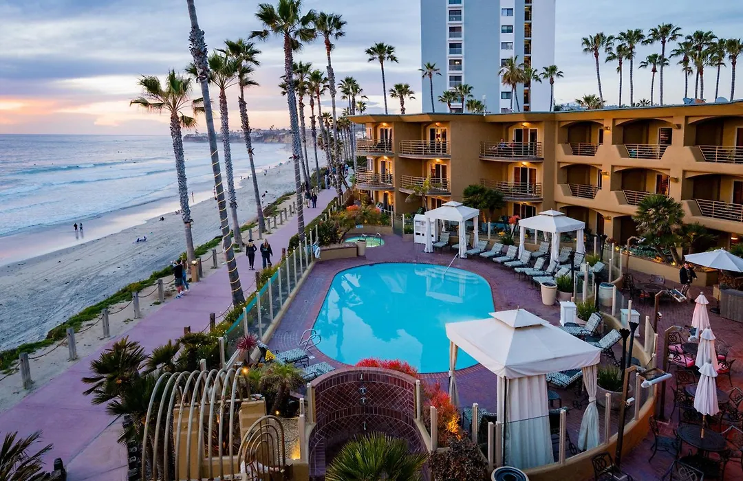 Pacific Terrace Hotel-1