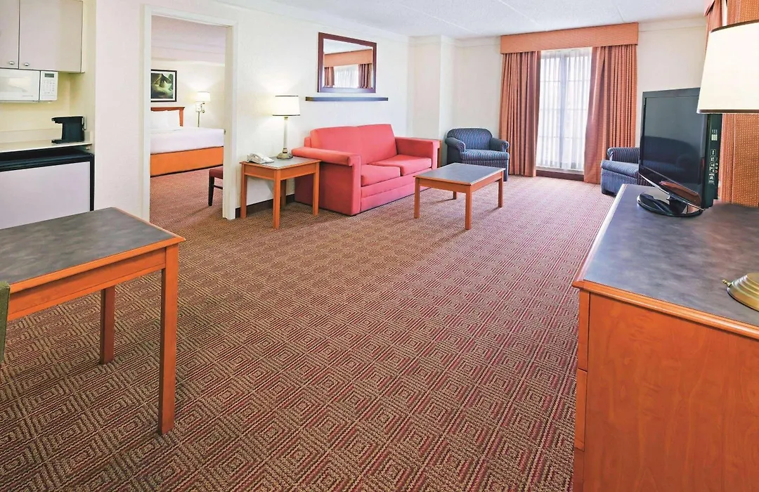 Super 8 By Wyndham San Antonio Near Seaworld Ingram Park-1