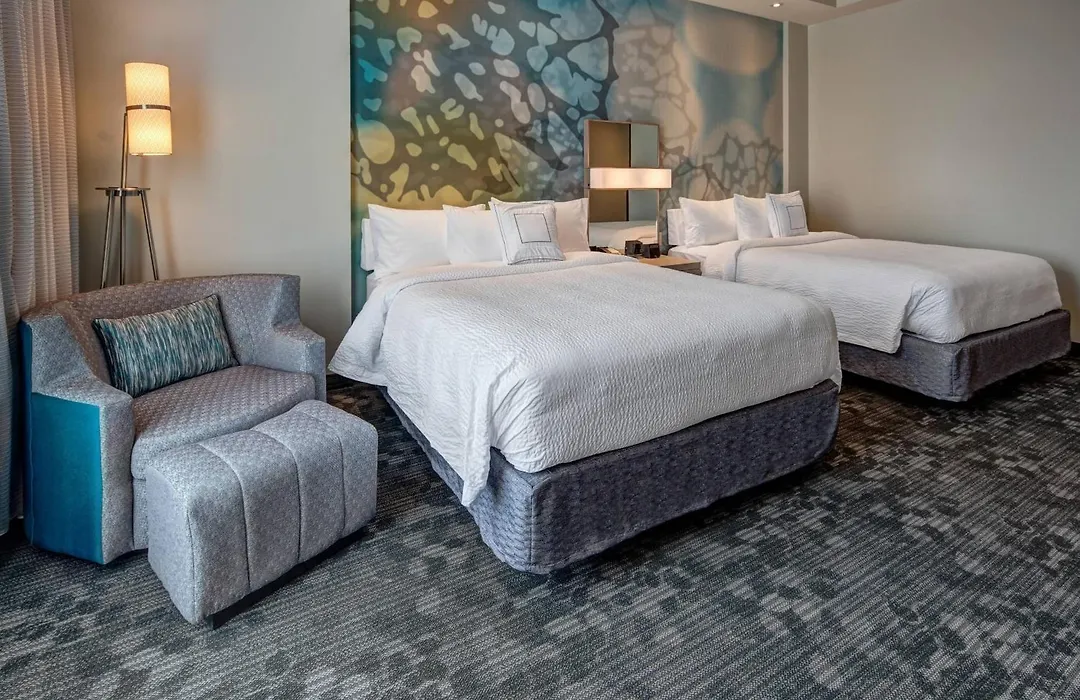 Courtyard By Marriott Kansas City Downtown/Convention Center-1