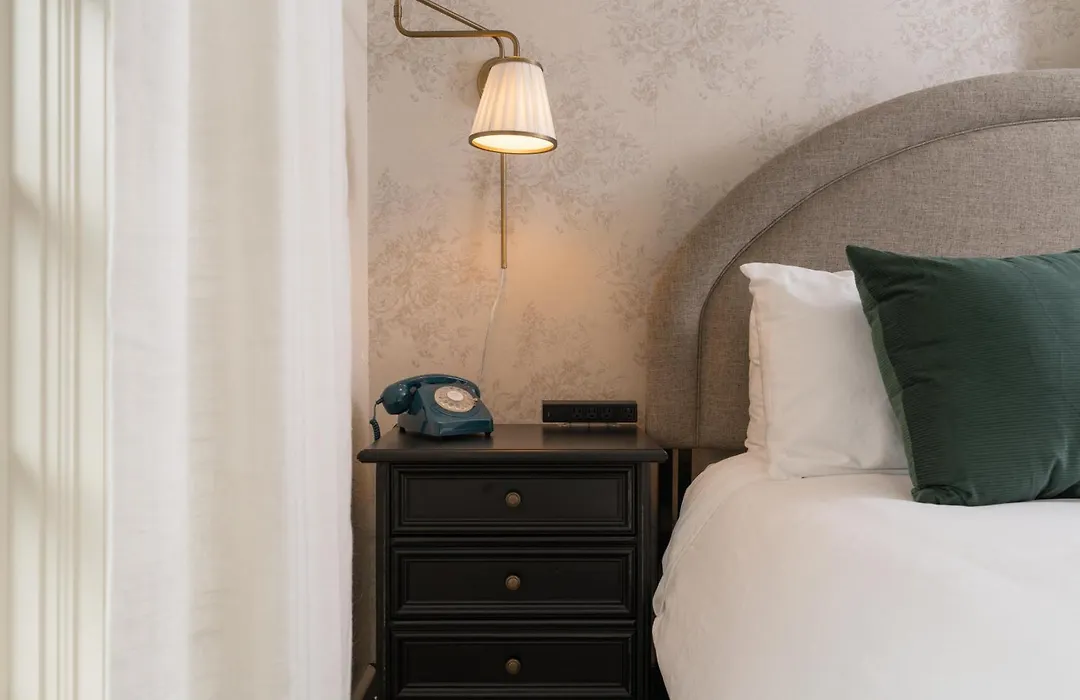Petit Soleil - Bed, Breakfast&Bar-1