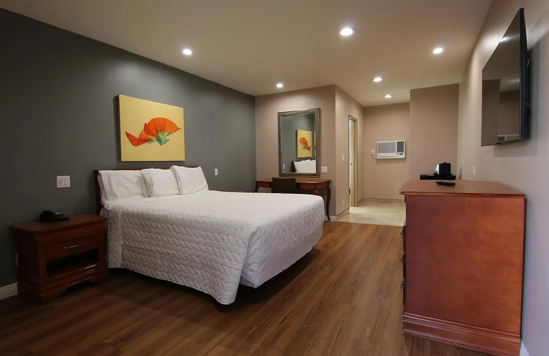 Dunes Inn - Wilshire-1