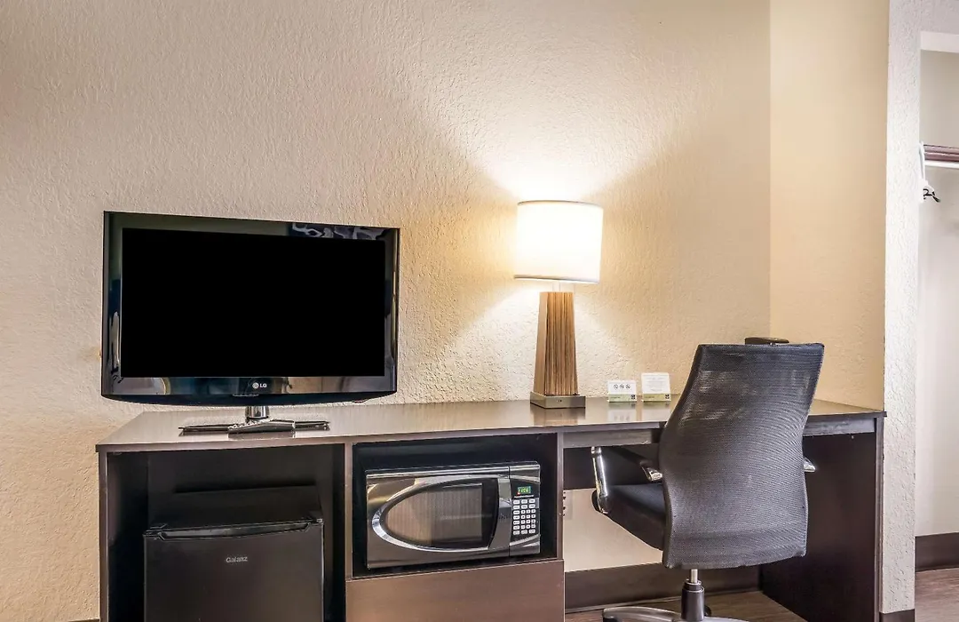 Sleep Inn & Suites Jacksonville Near Camp Lejeune-1