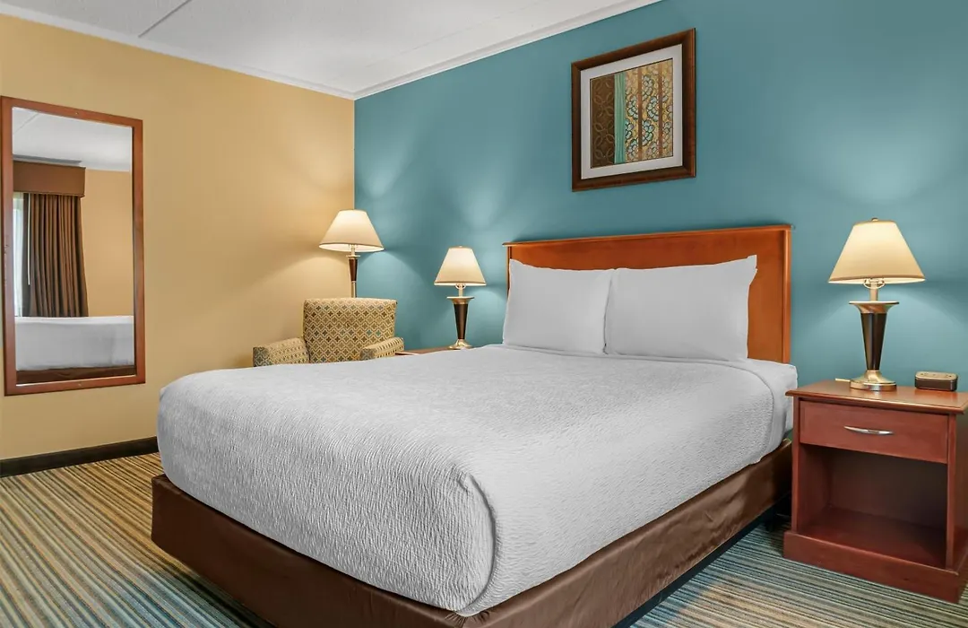 Best Western Plus Traverse City-1