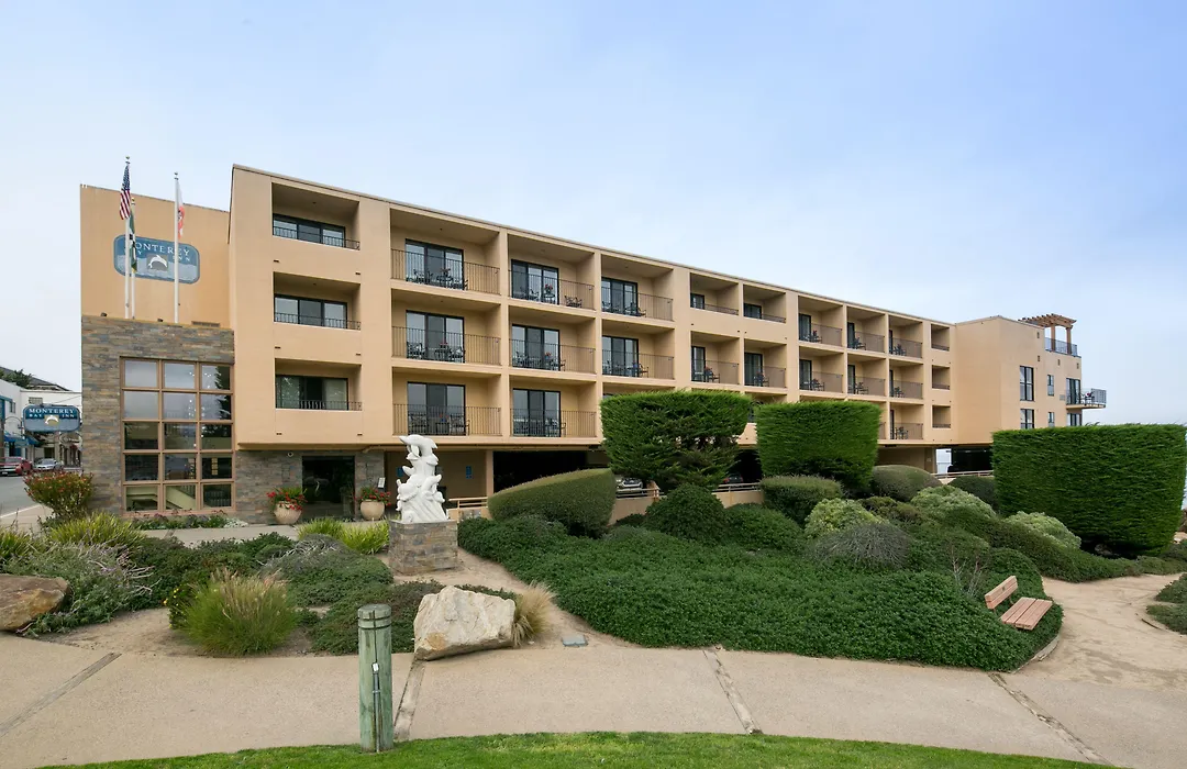 Monterey Bay Inn-1