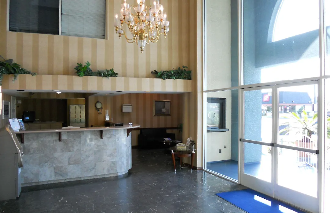 Wave Hotel Manhattan Beach-1