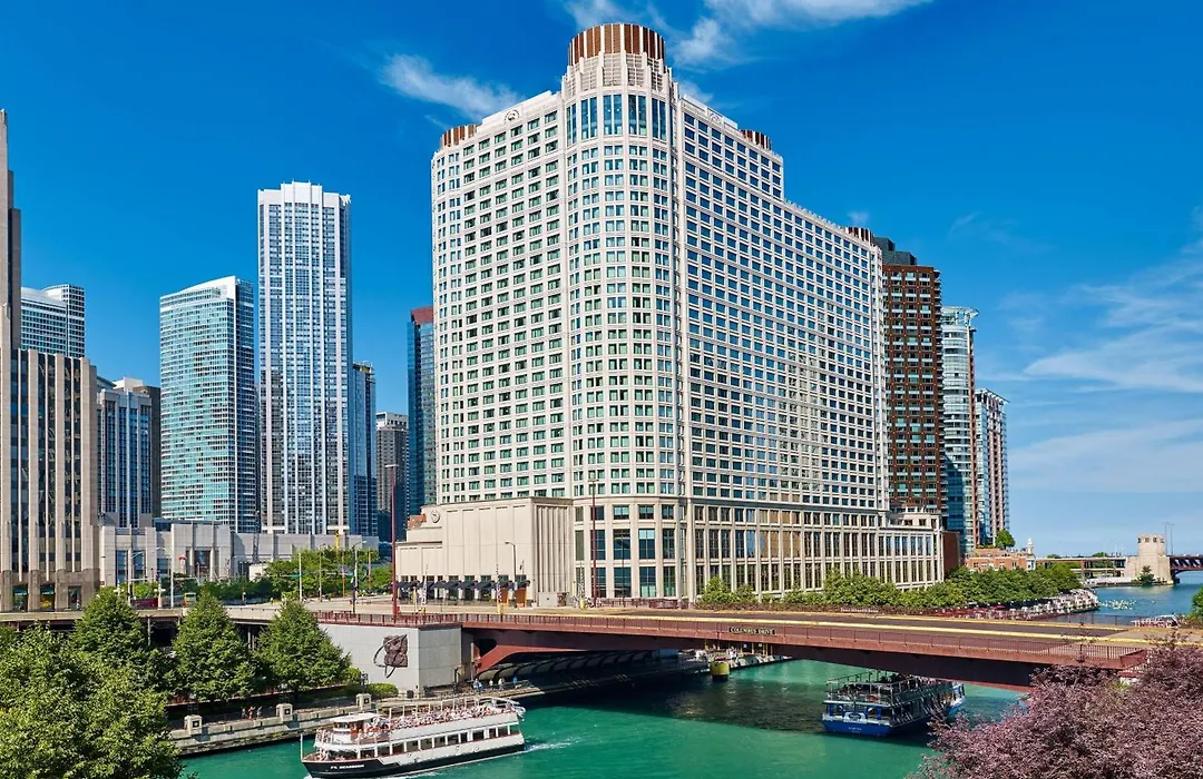 Sheraton Grand Chicago Riverwalk-1