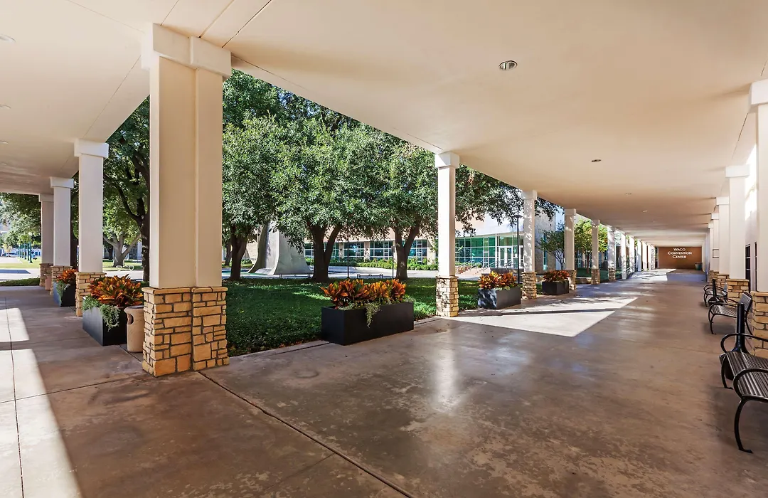 Hilton Waco-1