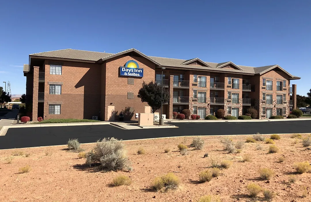 Days Inn & Suites By Wyndham Page Lake Powell-1