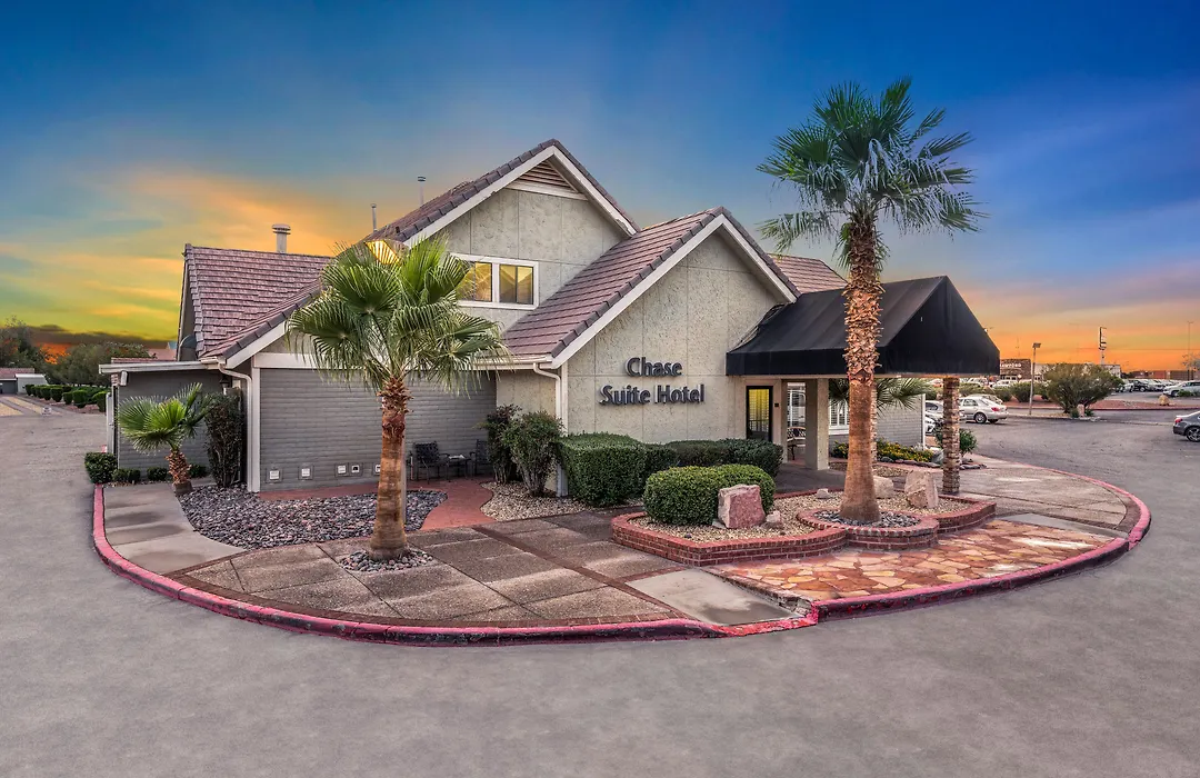 Chase Suite El Paso-1