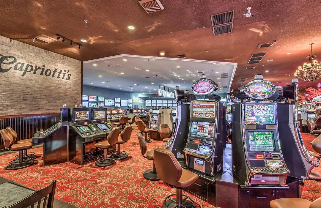 The Edgewater Hotel And Casino-1