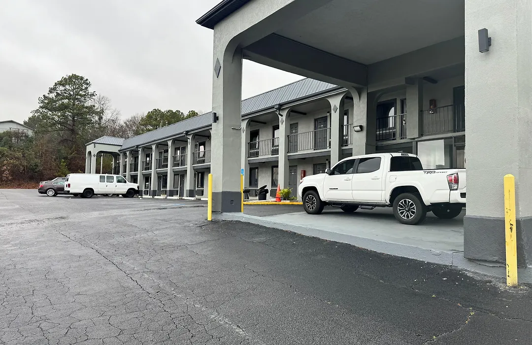 Scottish Inns - Locust Grove-1