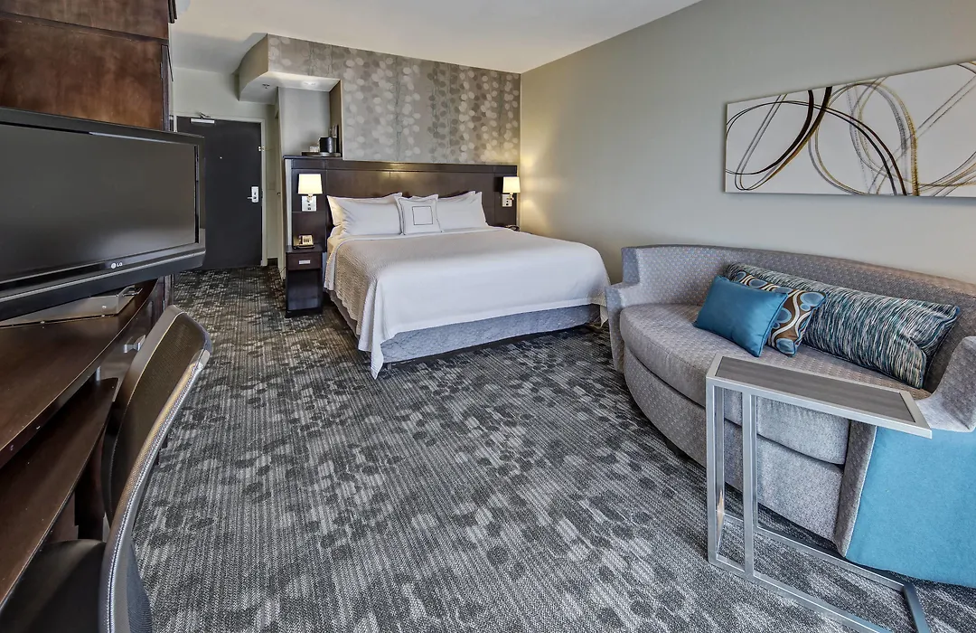 Courtyard By Marriott Midland-1