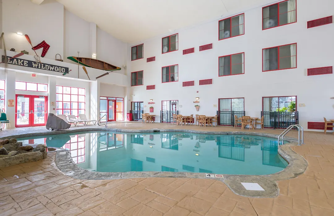 Wildwood Lodge & Suites-1