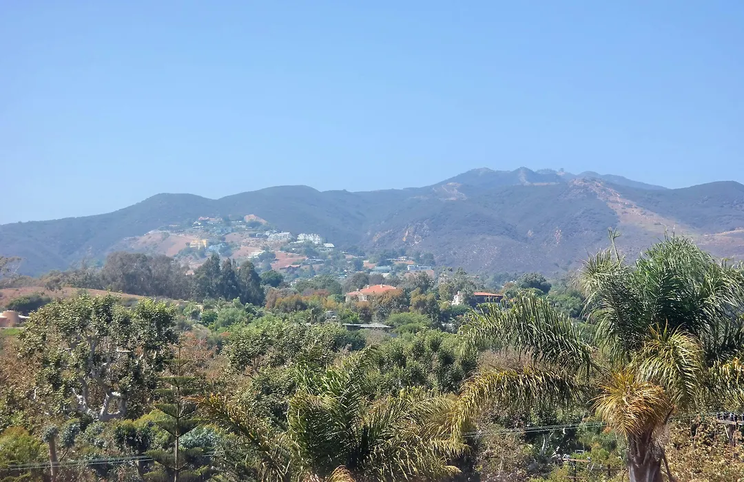 Malibu Country Inn-1