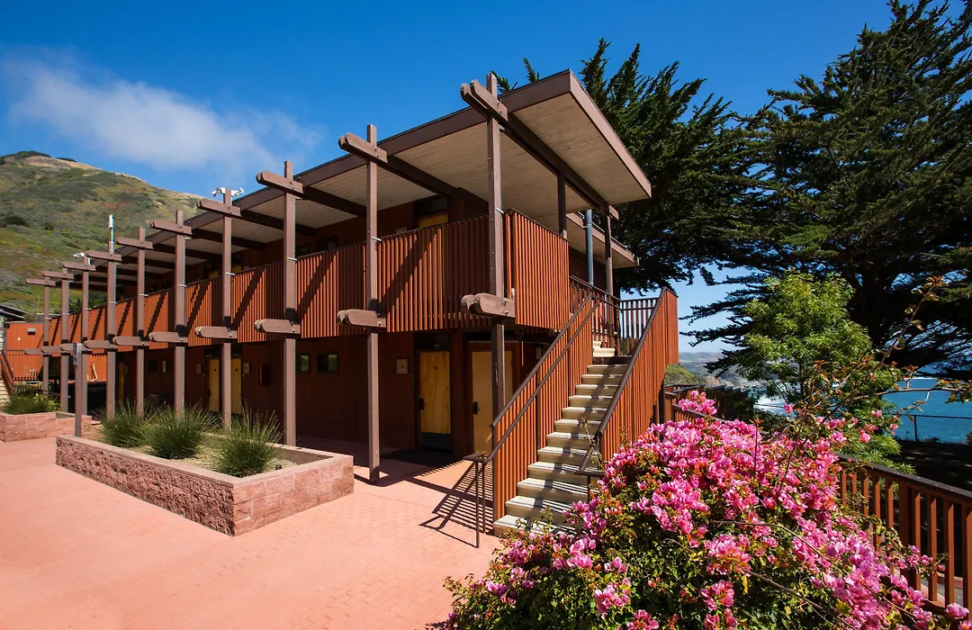 Ragged Point Inn-1