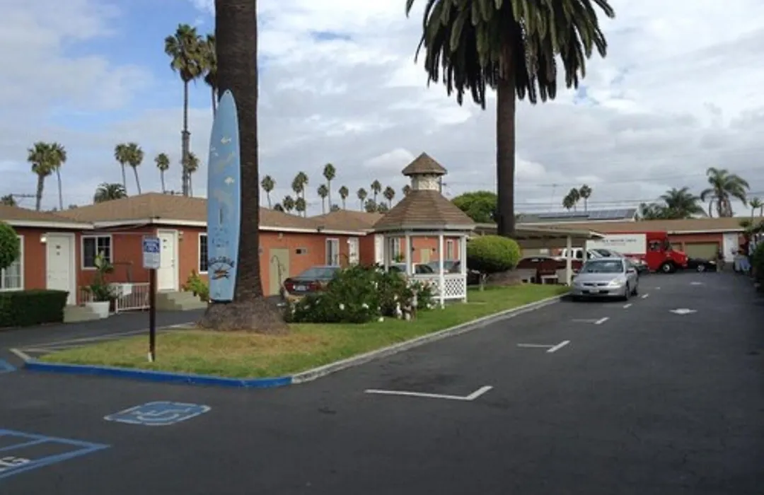 Oceanside Inn & Suites-1