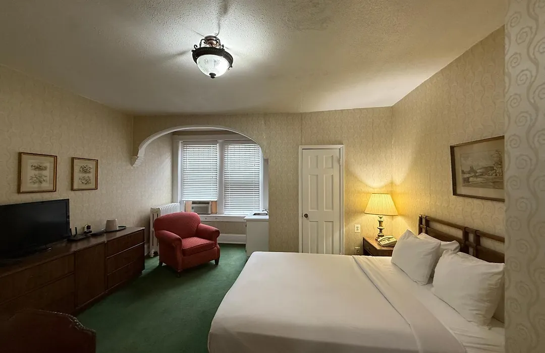 Windsor Inn Hotel-1