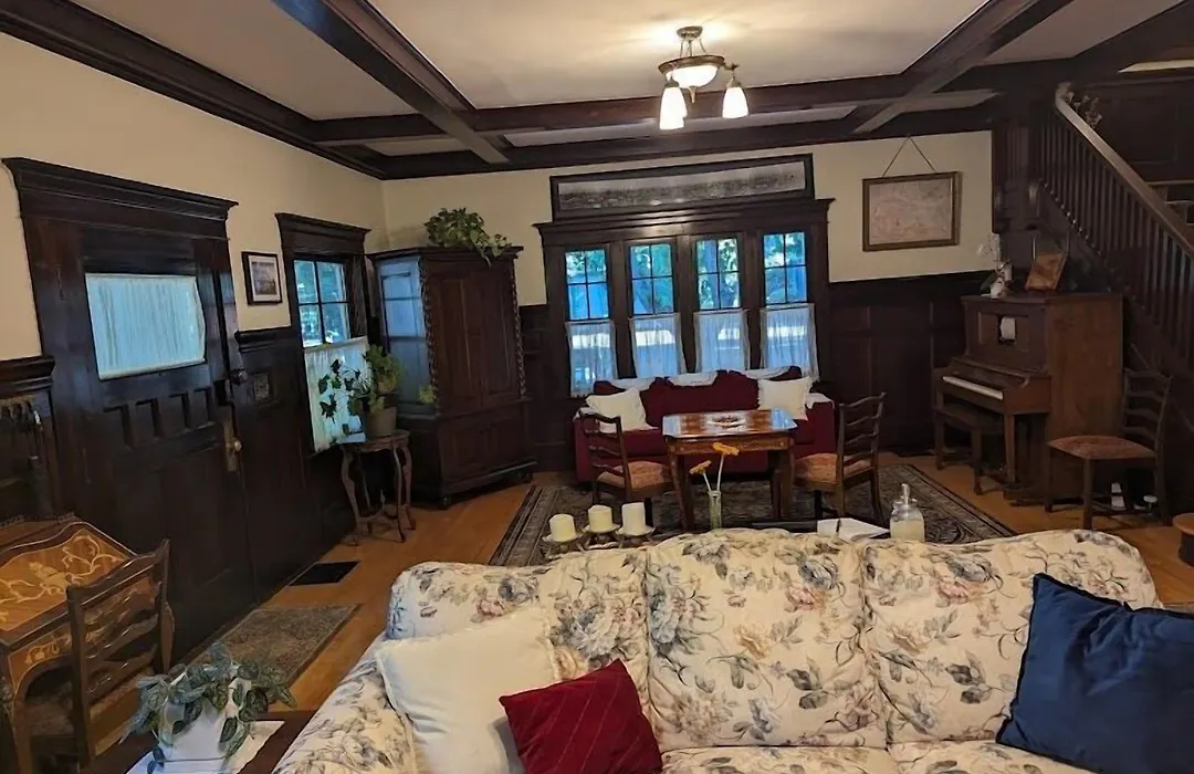 Lady Geneva Bed&Breakfast-1