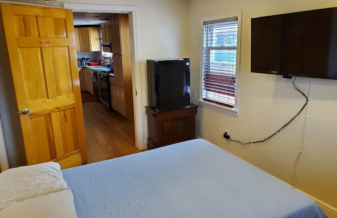The Windsor Inn Guest House-1