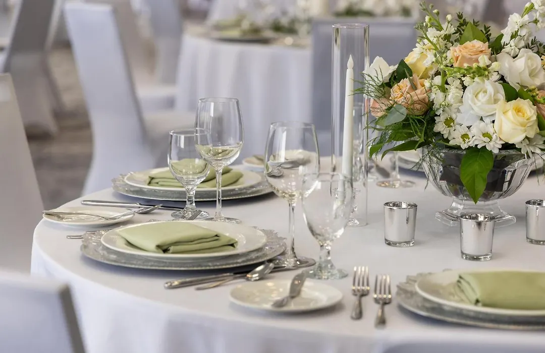 Holiday Inn Hotel & Suites Overland Park-West By Ihg-1