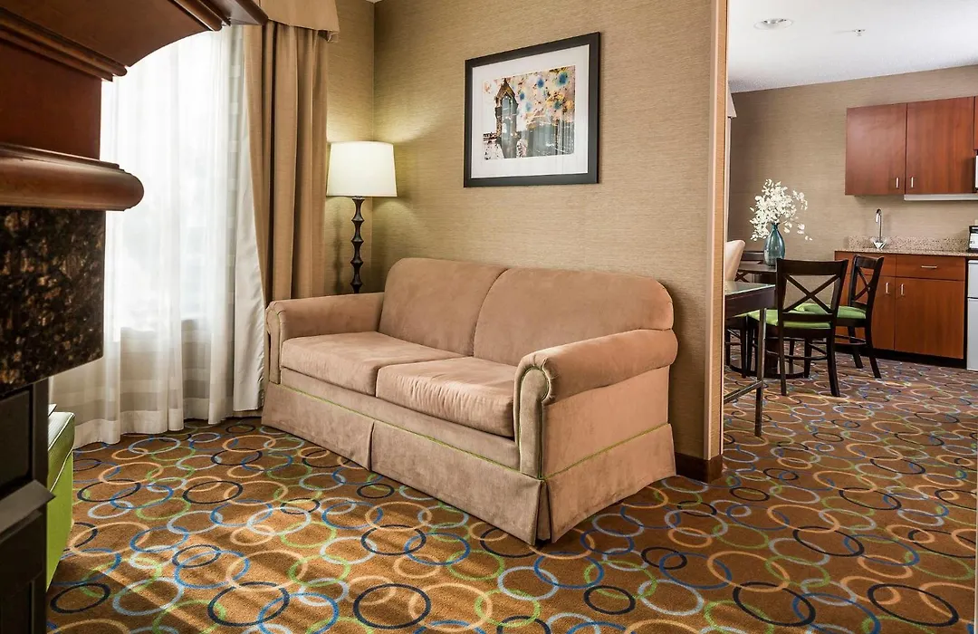 Holiday Inn Express Hotel & Suites Manchester - Airport By Ihg-1