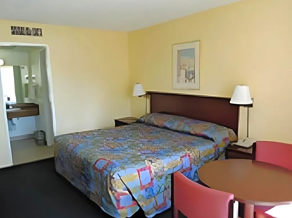 Red Lion Inn & Suites Redding-1