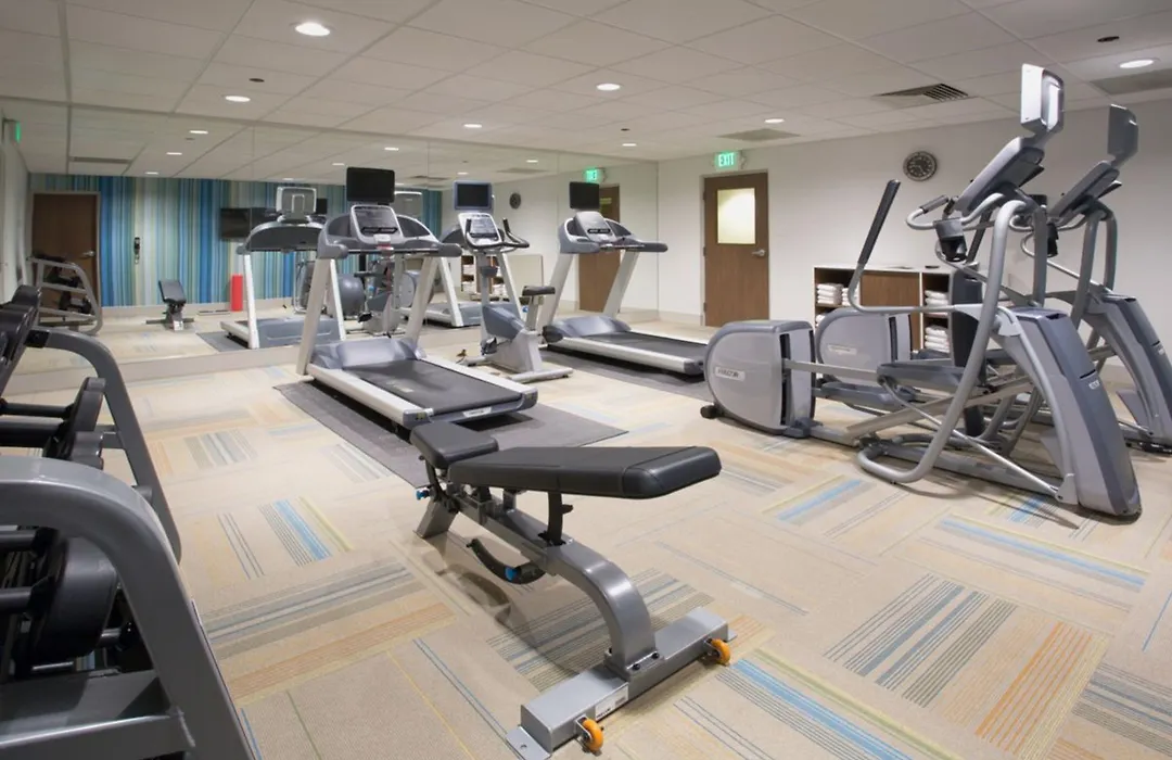 Holiday Inn Express & Suites - Dallas Market Center By Ihg-1