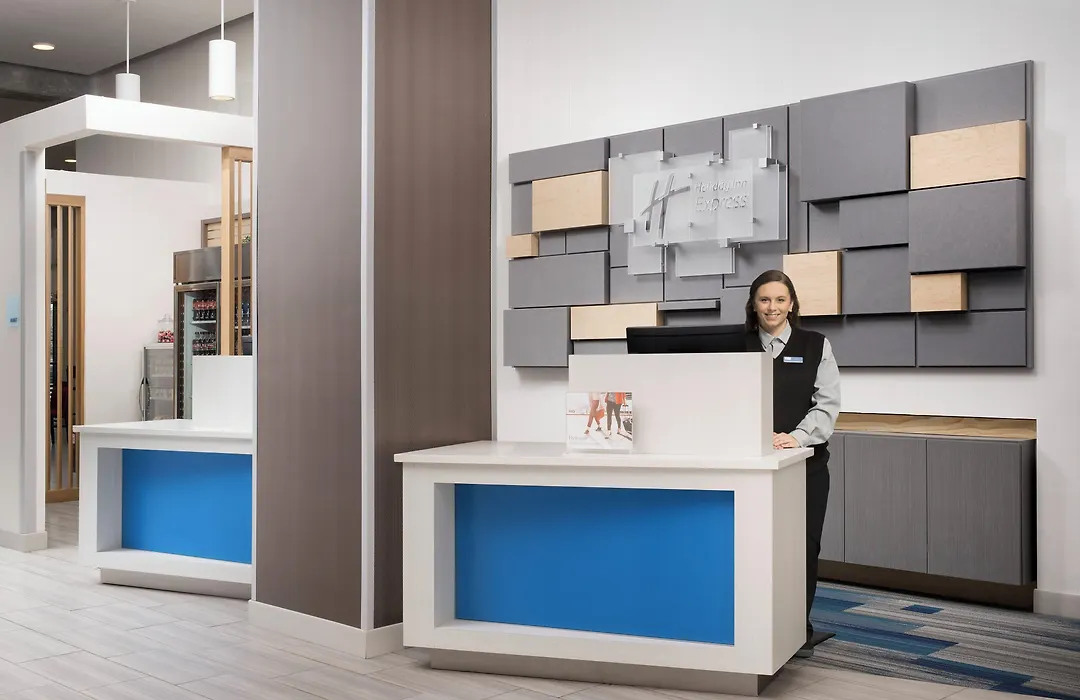 Holiday Inn Express Pensacola Downtown By Ihg-1