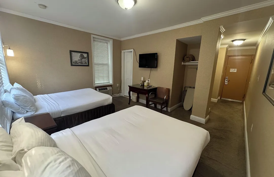 District Hotel-1