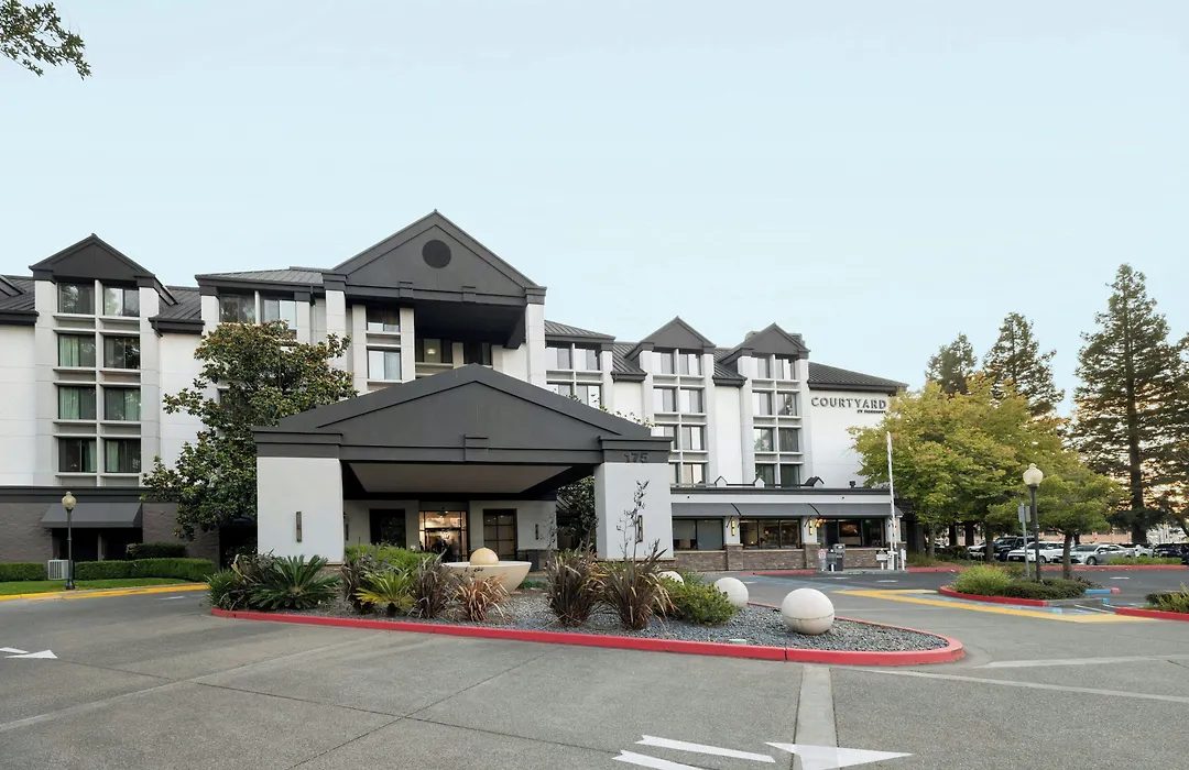 Courtyard By Marriott Santa Rosa-1