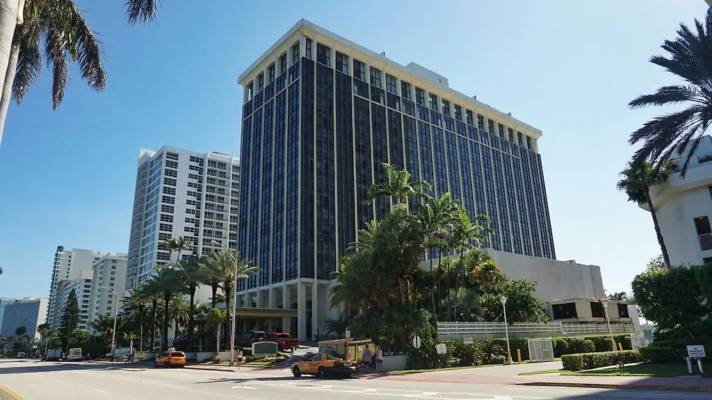 Miami Beach Resort & Spa-1