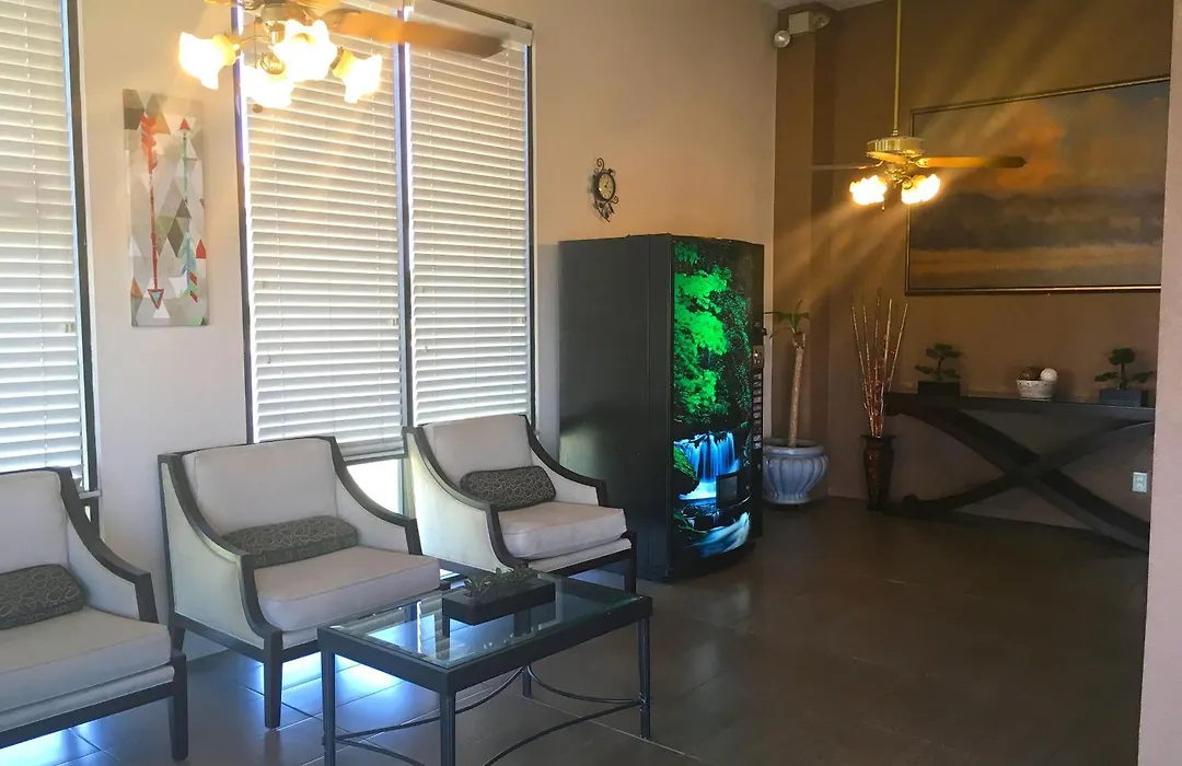 Studio 6 Suites Delano, Ca-1