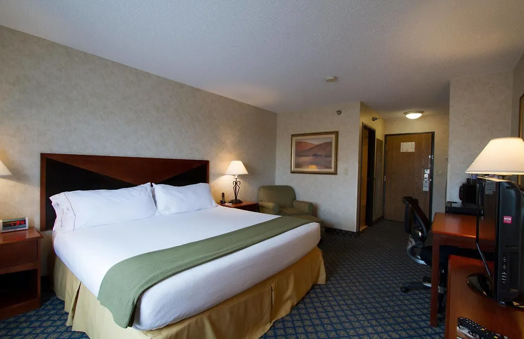 Holiday Inn Express Miles City-1