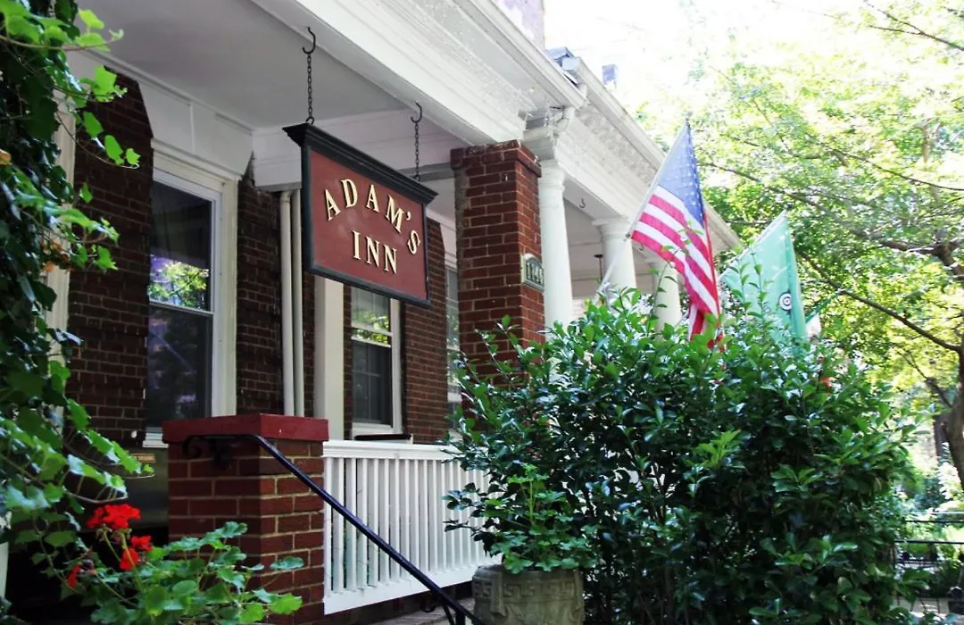 Adam'S Inn-1