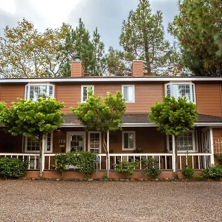 J Patrick Inn-3