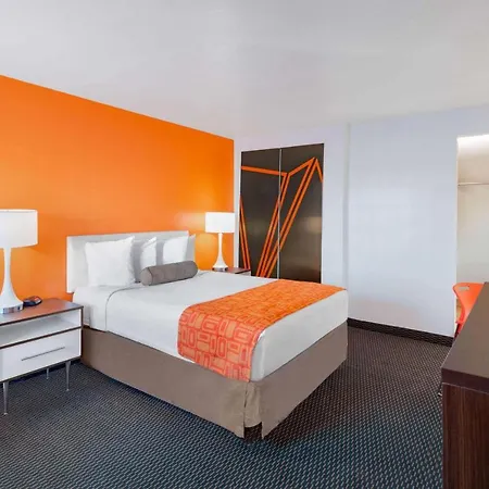 Howard Johnson By Wyndham Flagstaff-3