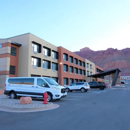 Scenic View Inn & Suites Moab-3