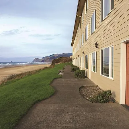 Chinook Winds Casino Resort-3