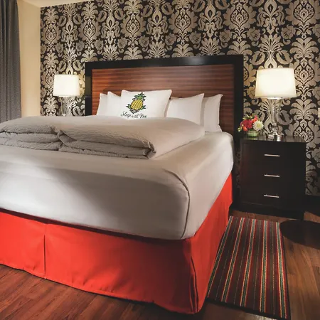 Staypineapple, The Maxwell Hotel, Seattle Center Seattle-2