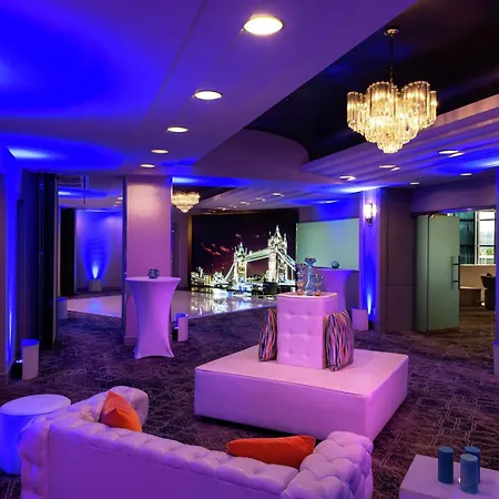 Hilton Los Angeles-Universal City-2