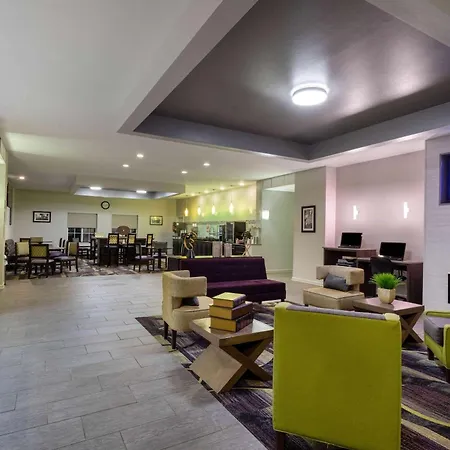 La Quinta By Wyndham Huntsville Airport Madison-2